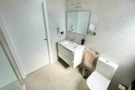 Apartamento De 3 Dormitorios Piscina Y Parking Calpe Ngoại thất bức ảnh